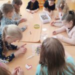 Zažehlovací korálky nás pořád baví.